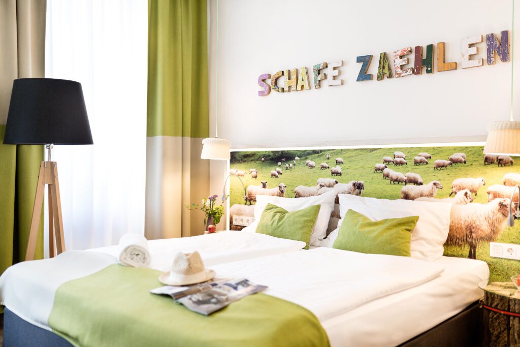 Boutiquehotel Stadthalle by Cocoon Zimmer